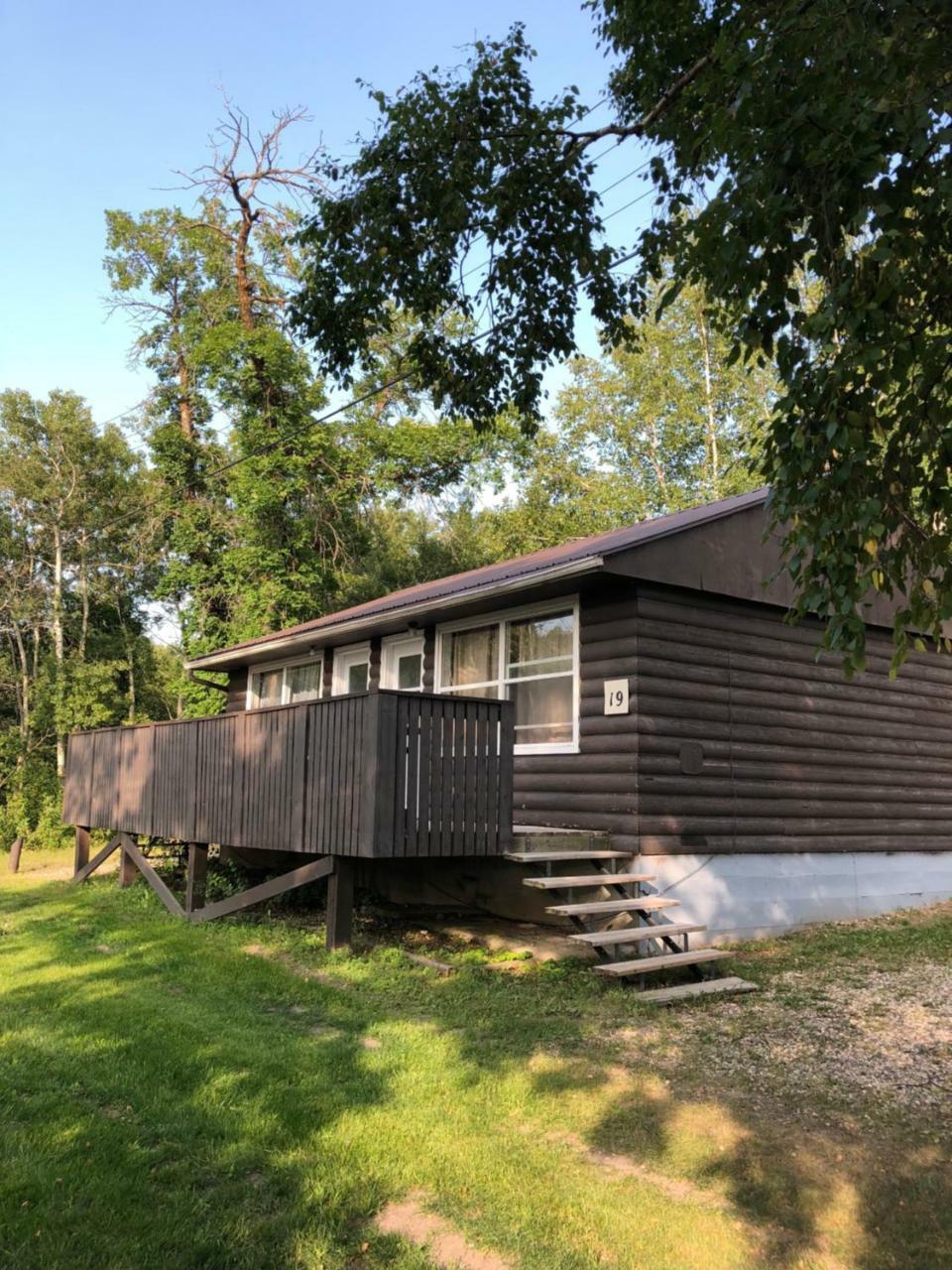 Kenosee Inn & Cabins Kenosee Park 외부 사진