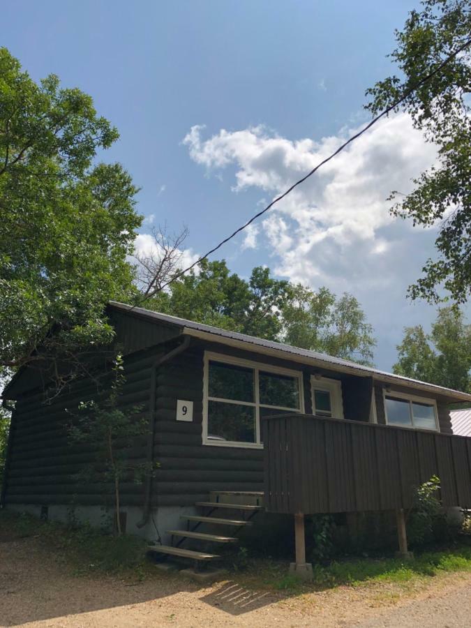 Kenosee Inn & Cabins Kenosee Park 외부 사진