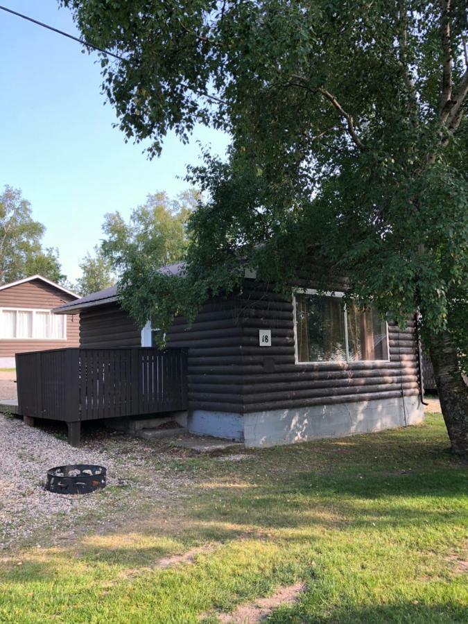Kenosee Inn & Cabins Kenosee Park 외부 사진